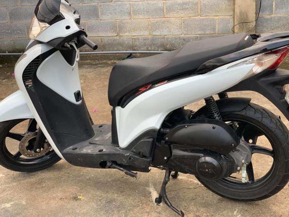 Cần bán xe SH Cần bán xe SH