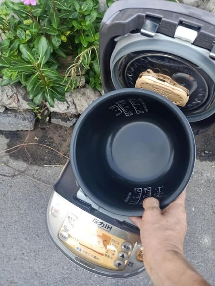 Zojirushi nồi cơm nôi địa nhật Zojirushi nồi cơm nôi địa nhật