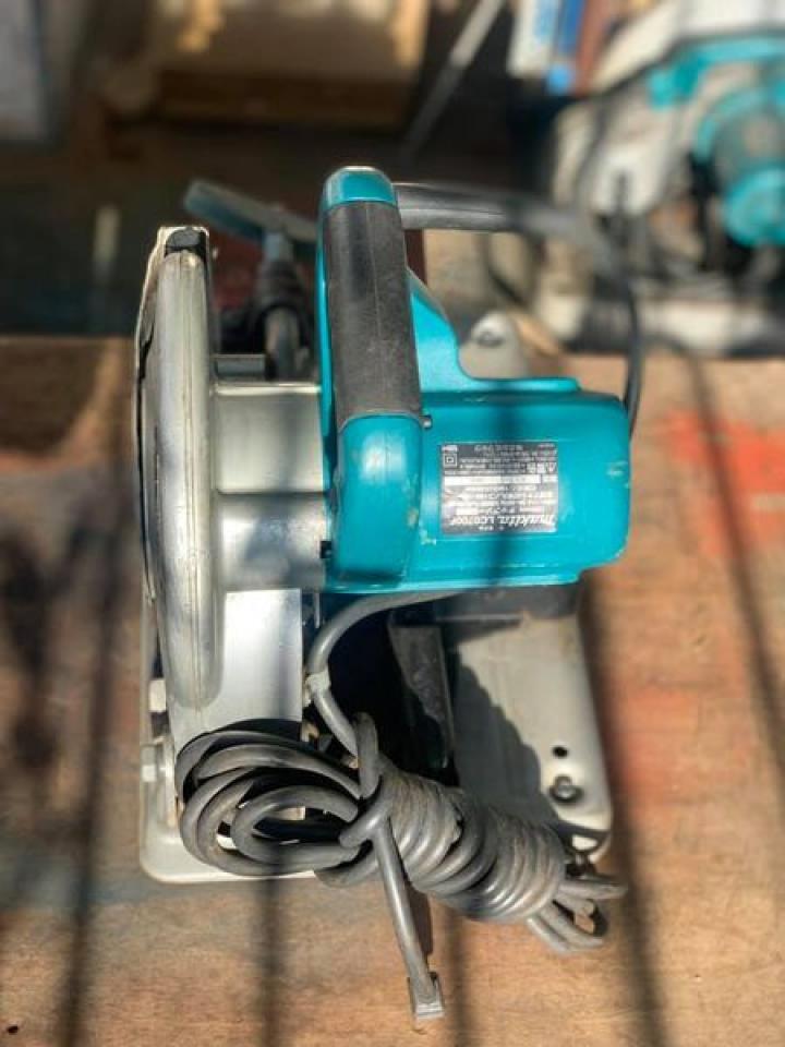 Máy Cắt Sắt Bàn MAKITA (MINI) Máy Cắt Sắt Bàn MAKITA (MINI)